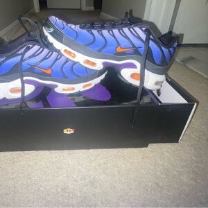 Nike Air Max Plus ‘Voltage Purple’
W 8.5
M 7
Worn 1x